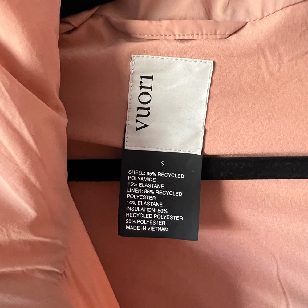 Vuori Women’s Canyon Insulated Jacket - Rose, Size Small - Picture 5 of 8